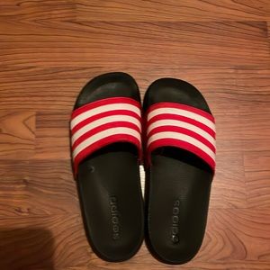 Kid four slides they are perfect pls buy them I am going poor need some money